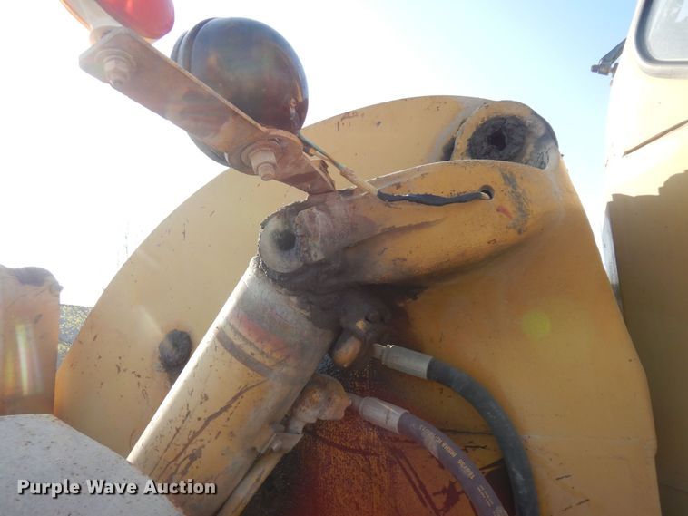 image for item KU9964 Caterpillar 950  wheel loader