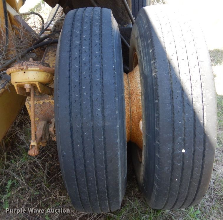 image for item KU9972 Swift EZ Stacker K36125  radial stacker