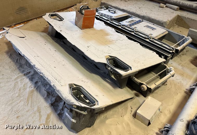 image for item KX9000 Truck bed organizer