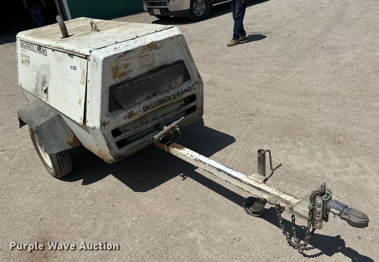 image for item KX9012 Ingersoll Rand P-100D-W-D  air compressor