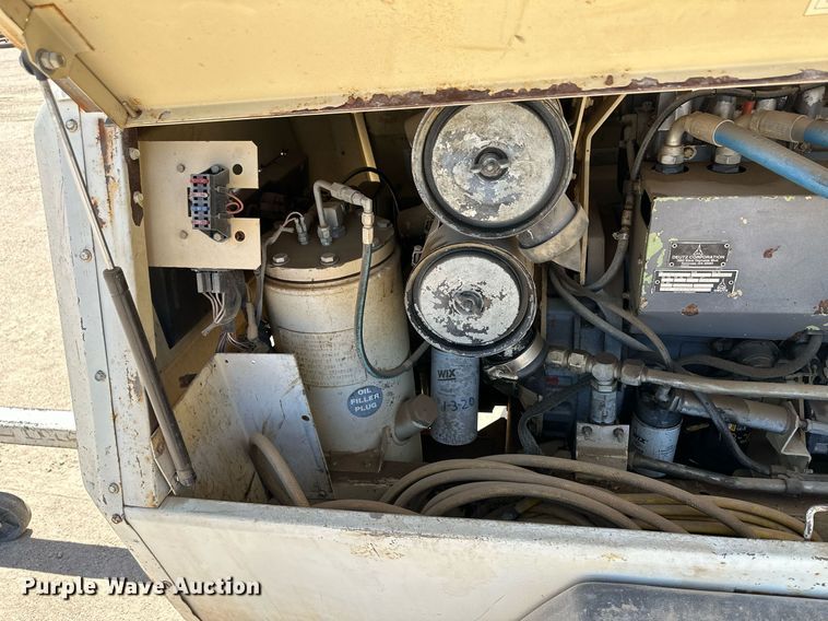 image for item KX9012 Ingersoll Rand P-100D-W-D  air compressor