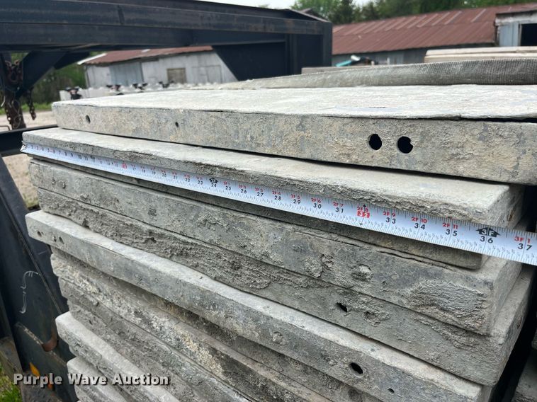 image for item LA9939 Approximately 114 concrete forms