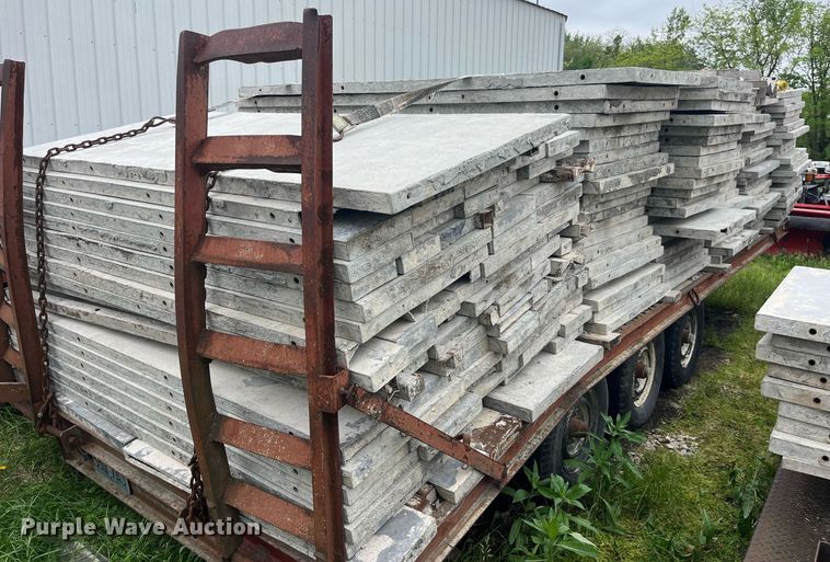 image for item LA9940 Approximately 138 concrete forms