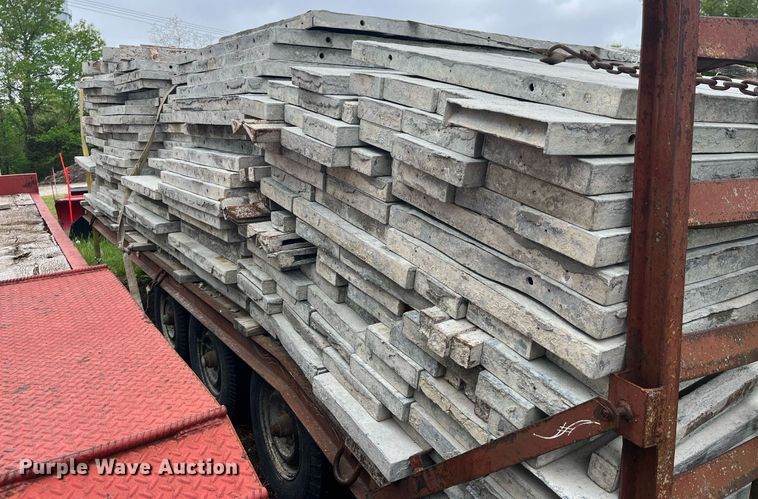 image for item LA9940 Approximately 138 concrete forms