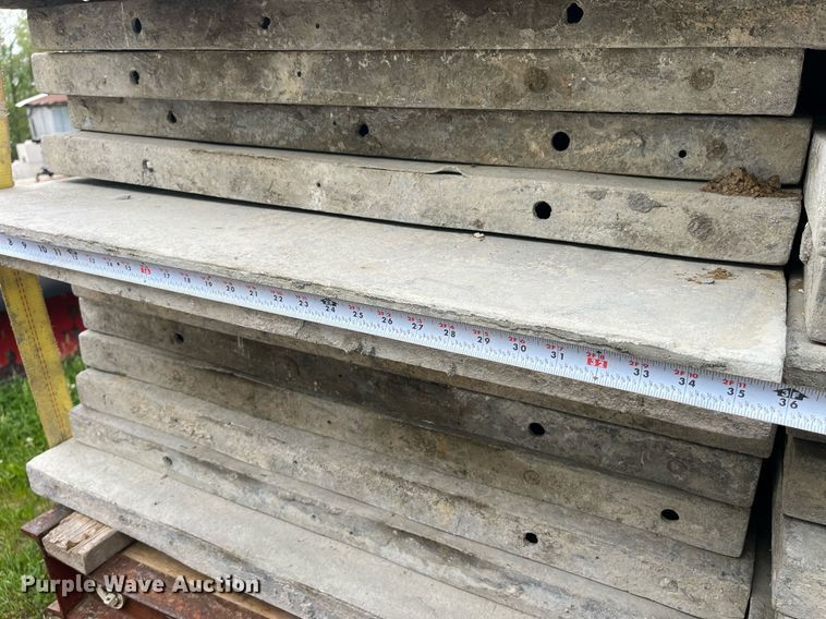 image for item LA9940 Approximately 138 concrete forms