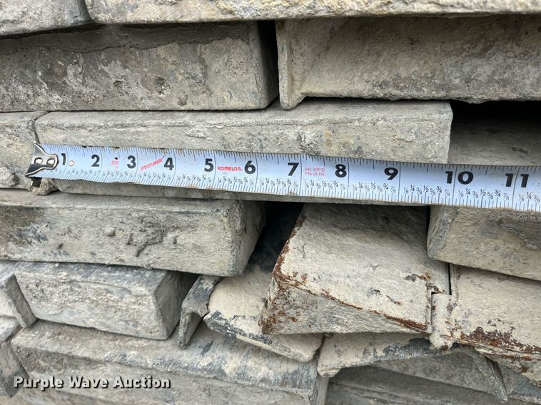 image for item LA9940 Approximately 138 concrete forms