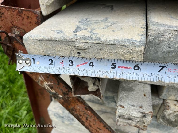 image for item LA9940 Approximately 138 concrete forms