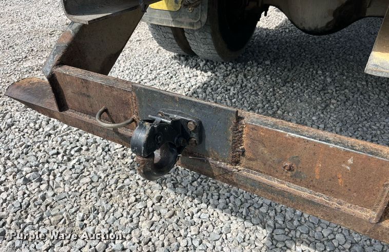 image for item LA9947 2007 Ford F750 Super Duty XL  chipper truck