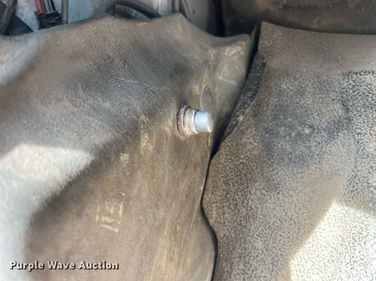 image for item LA9947 2007 Ford F750 Super Duty XL  chipper truck