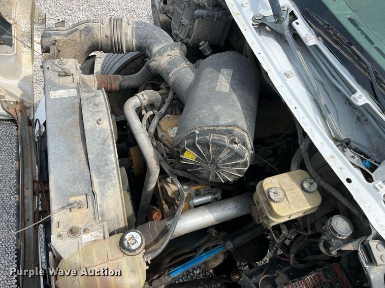 image for item LA9947 2007 Ford F750 Super Duty XL  chipper truck