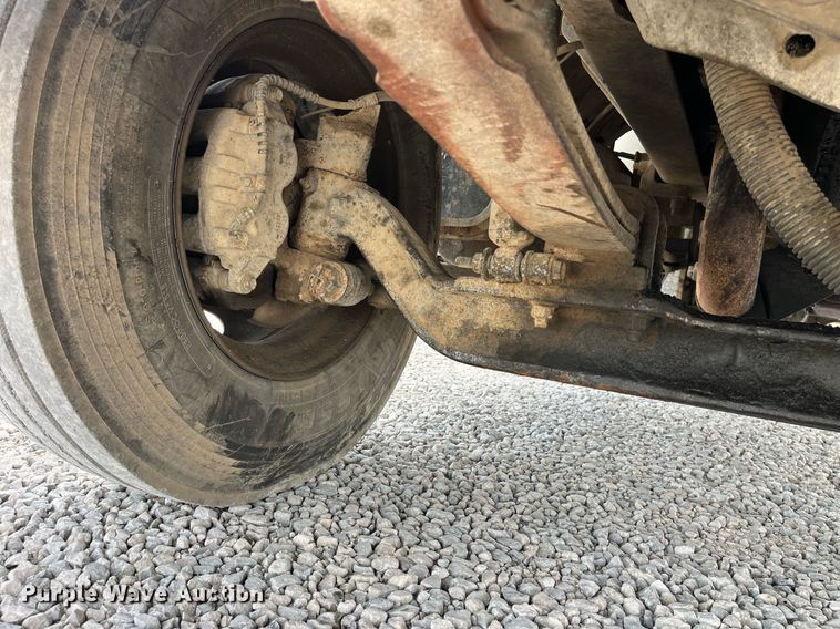 image for item LA9947 2007 Ford F750 Super Duty XL  chipper truck