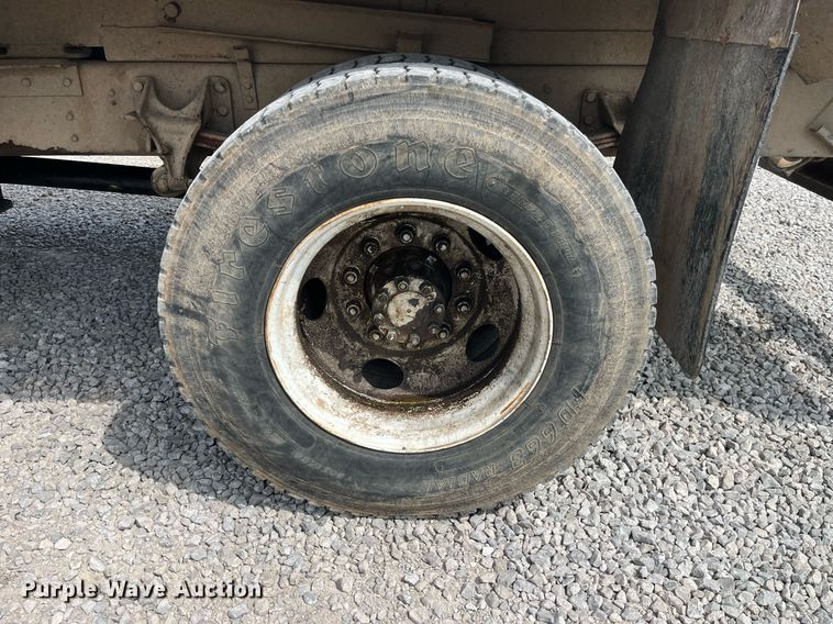 image for item LA9947 2007 Ford F750 Super Duty XL  chipper truck