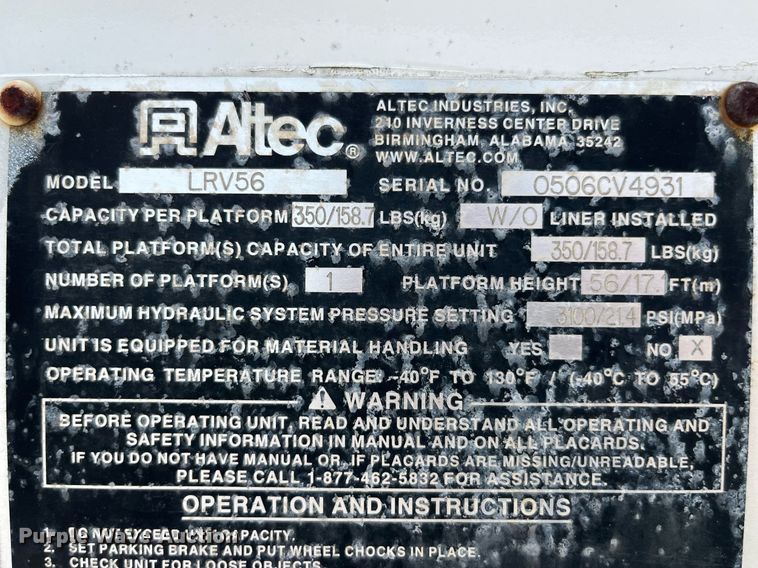 image for item LA9948 2006 Ford F750  forestry bucket truck