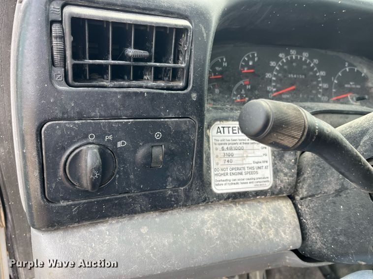 image for item LA9948 2006 Ford F750  forestry bucket truck