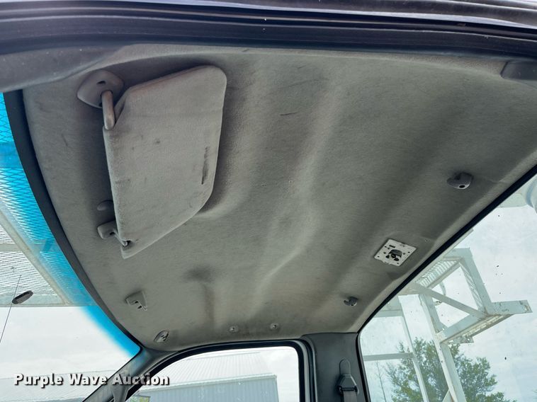 image for item LA9948 2006 Ford F750  forestry bucket truck