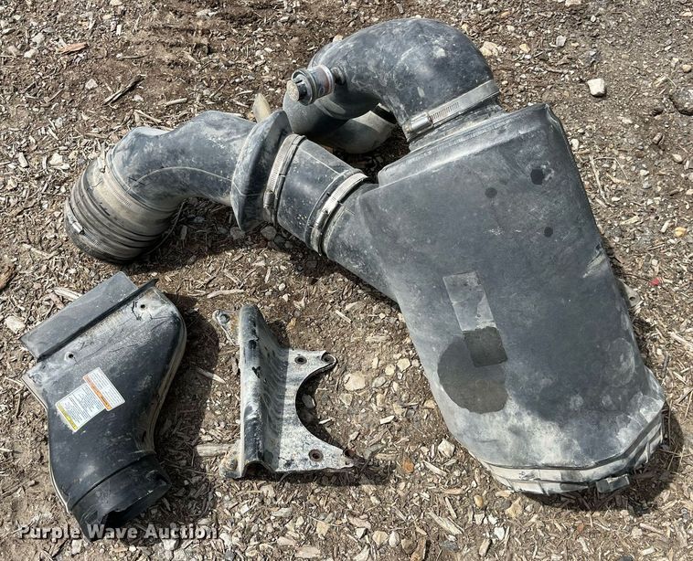 image for item LA9948 2006 Ford F750  forestry bucket truck