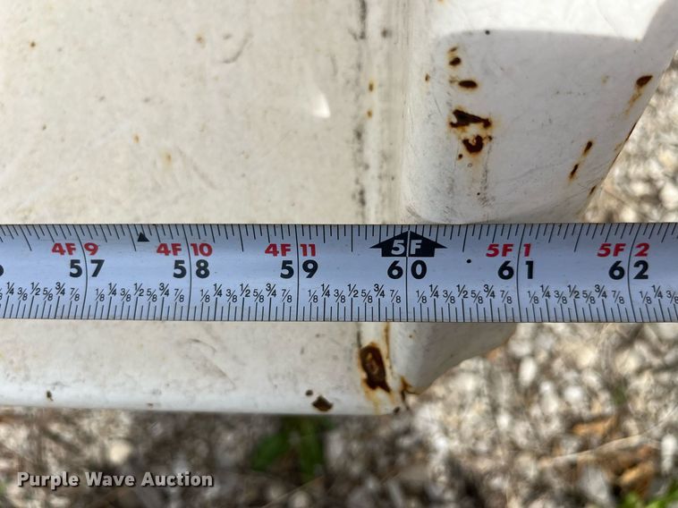 image for item LA9949 2015 Morbark Beever M12R  wood chipper