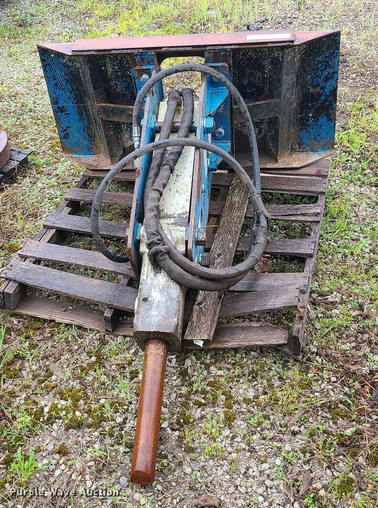 image for item LE9053 Okada  skid steer breaker