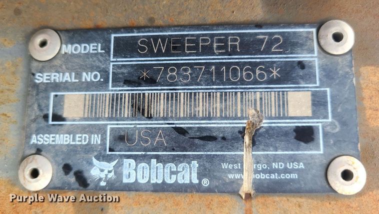 image for item LE9055 Bobcat  skid steer broom