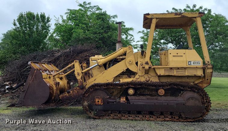 image for item LE9056 1974 Caterpillar 977L  track loader