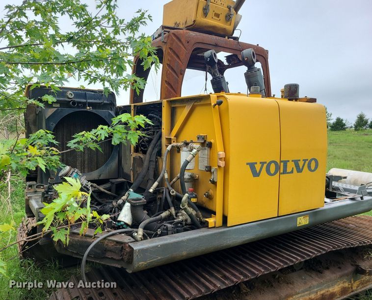 image for item LE9060 Volvo  excavator