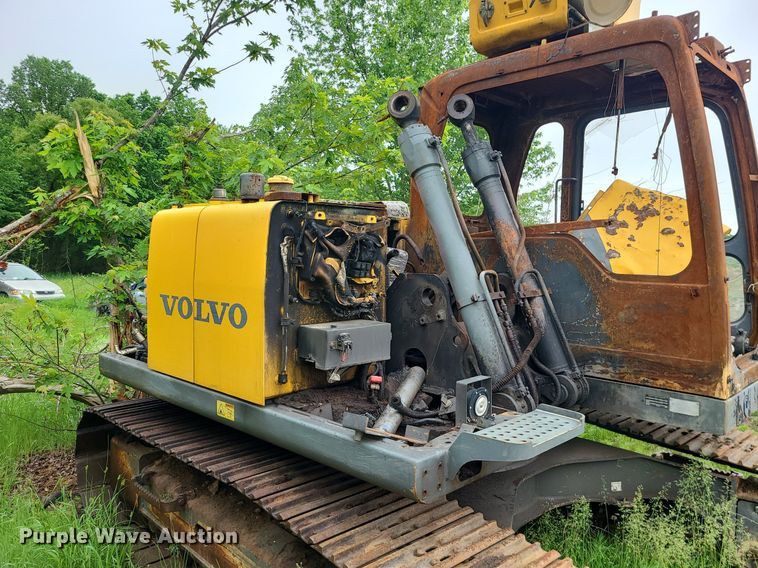 image for item LE9060 Volvo  excavator