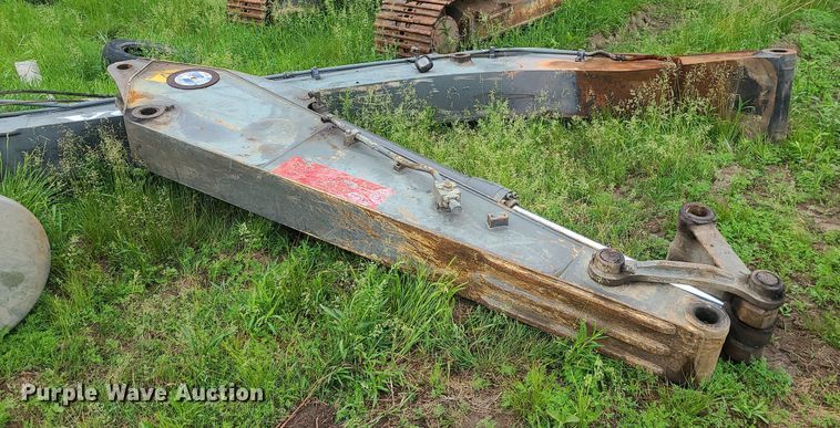 image for item LE9060 Volvo  excavator