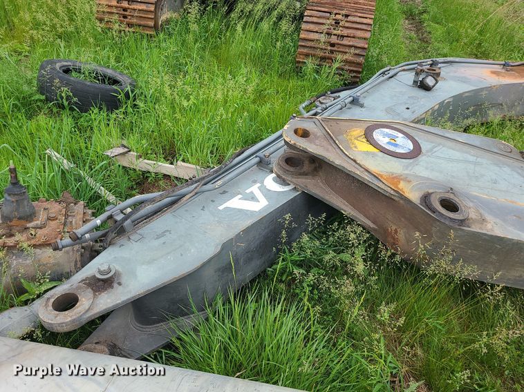 image for item LE9060 Volvo  excavator