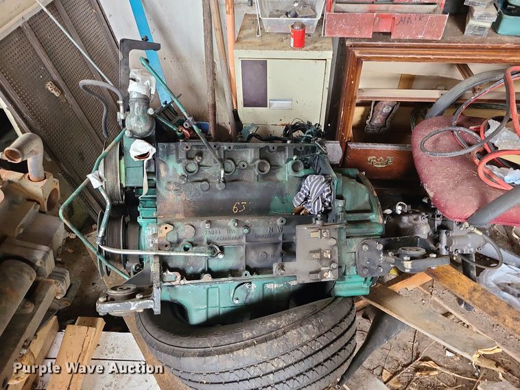 image for item LE9060 Volvo  excavator