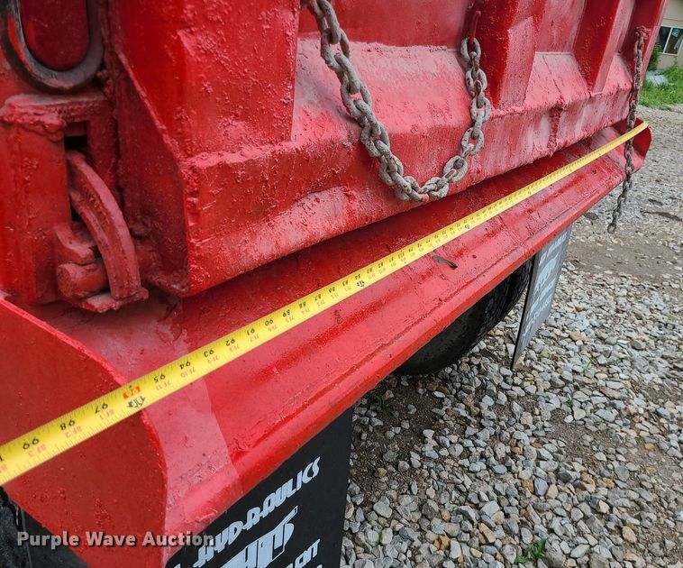 image for item LE9061 2007 Freightliner Business Class M2  dump truck