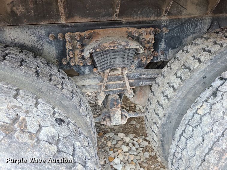 image for item LE9061 2007 Freightliner Business Class M2  dump truck