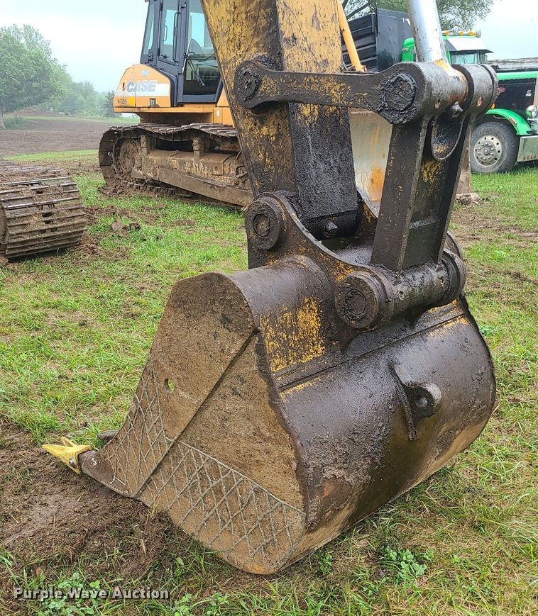 image for item LE9065 1990 Caterpillar EL200B  excavator