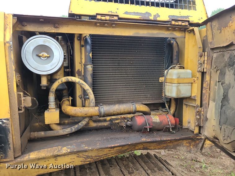 image for item LE9065 1990 Caterpillar EL200B  excavator