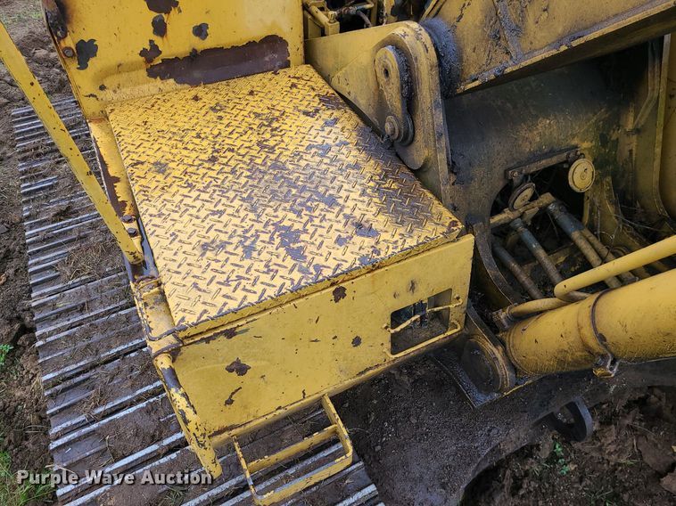 image for item LE9065 1990 Caterpillar EL200B  excavator