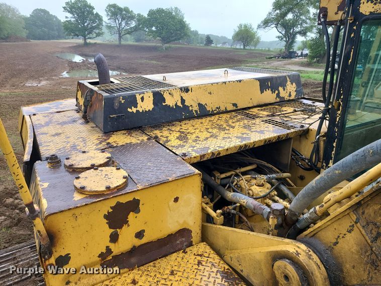 image for item LE9065 1990 Caterpillar EL200B  excavator