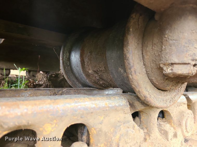 image for item LE9065 1990 Caterpillar EL200B  excavator