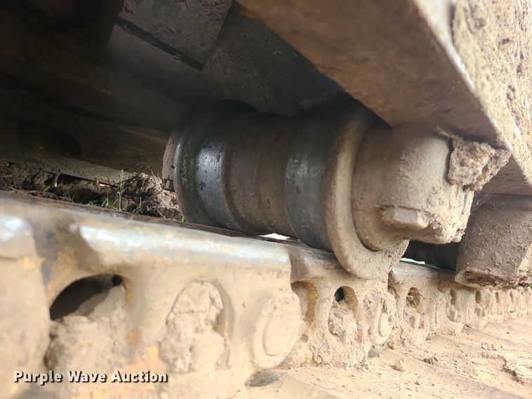 image for item LE9065 1990 Caterpillar EL200B  excavator