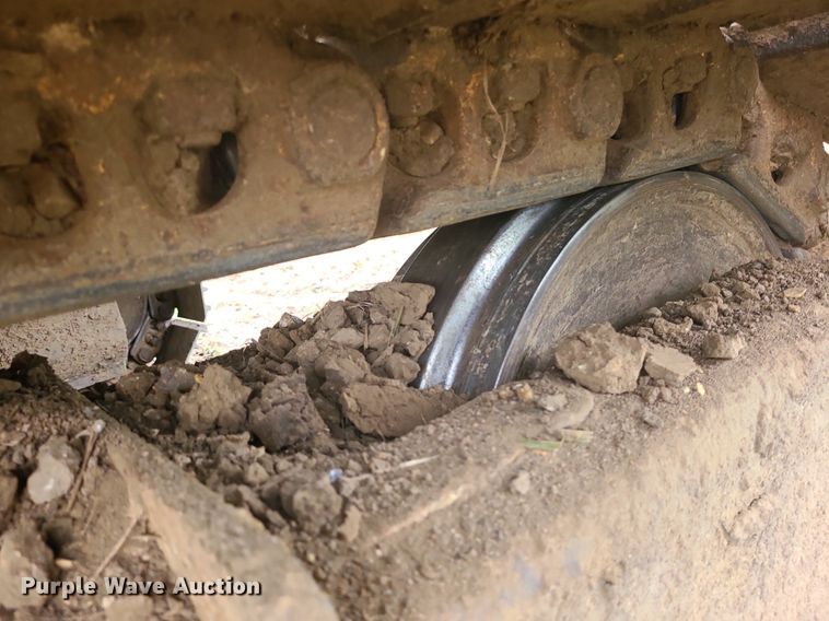 image for item LE9065 1990 Caterpillar EL200B  excavator