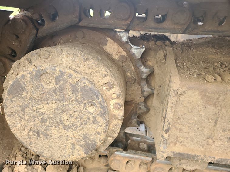 image for item LE9065 1990 Caterpillar EL200B  excavator