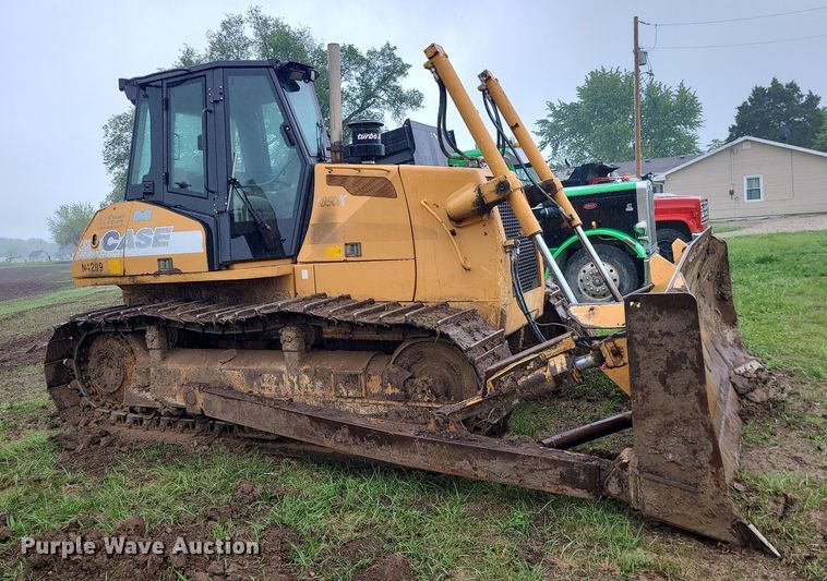 image for item LE9066 2003 Case 1850K  dozer