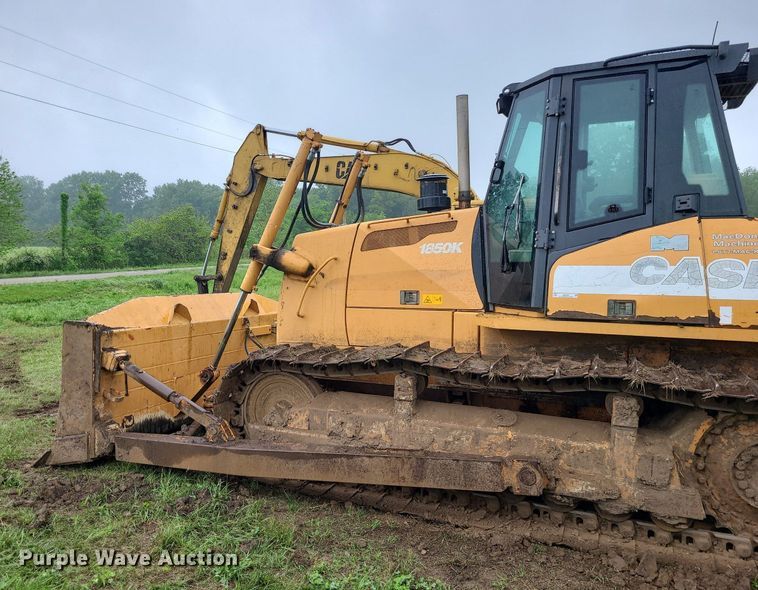 image for item LE9066 2003 Case 1850K  dozer