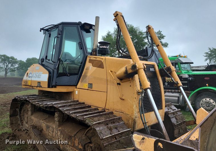 image for item LE9066 2003 Case 1850K  dozer