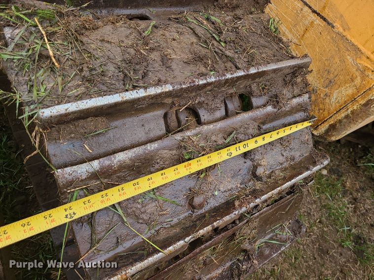 image for item LE9066 2003 Case 1850K  dozer