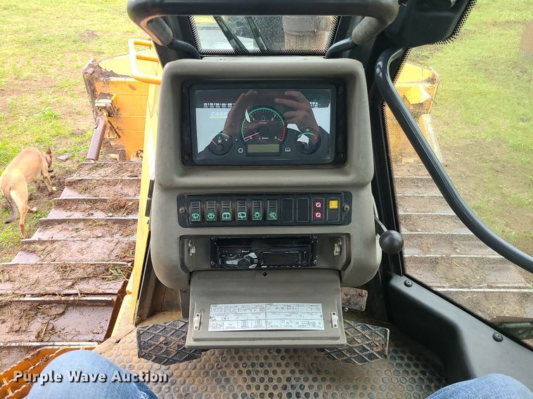 image for item LE9066 2003 Case 1850K  dozer