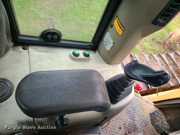 image for item LE9066 2003 Case 1850K  dozer