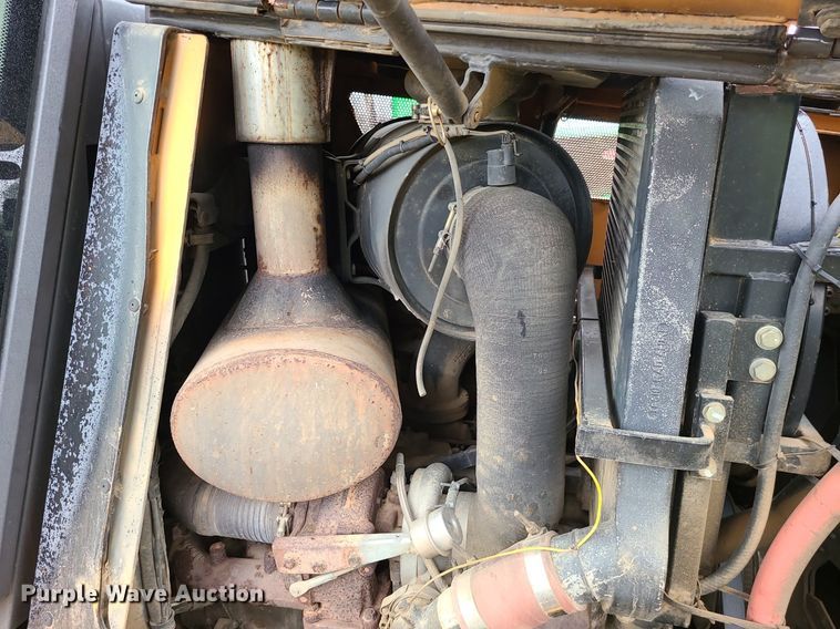 image for item LE9066 2003 Case 1850K  dozer