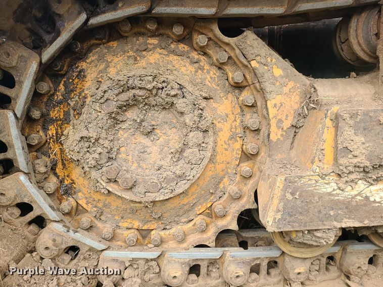 image for item LE9066 2003 Case 1850K  dozer