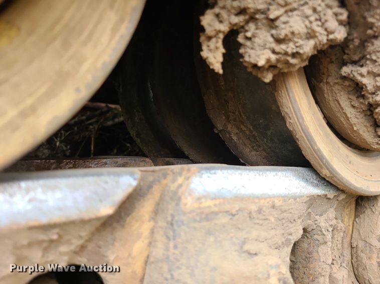 image for item LE9066 2003 Case 1850K  dozer