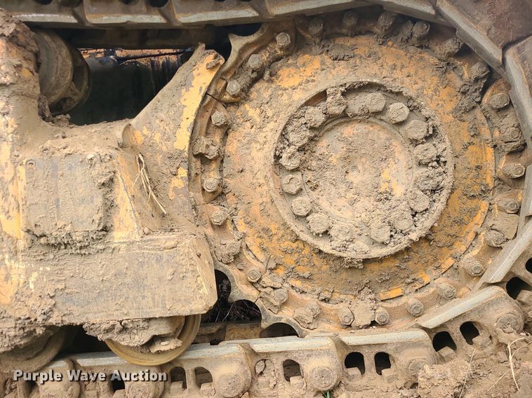 image for item LE9066 2003 Case 1850K  dozer