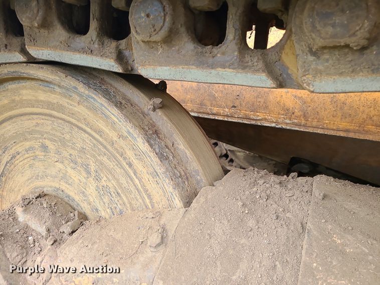 image for item LE9066 2003 Case 1850K  dozer